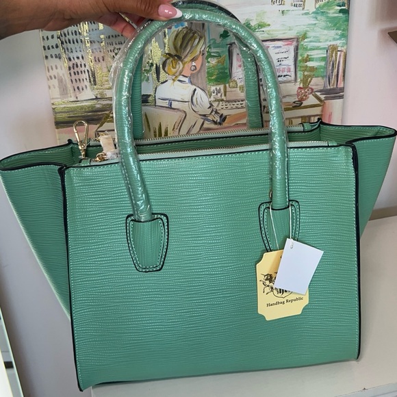 Handbags - Mint Green Handbag